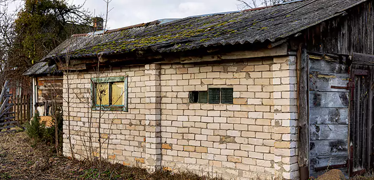 Cracks in Foundation Walls or Slab in Irving, TX